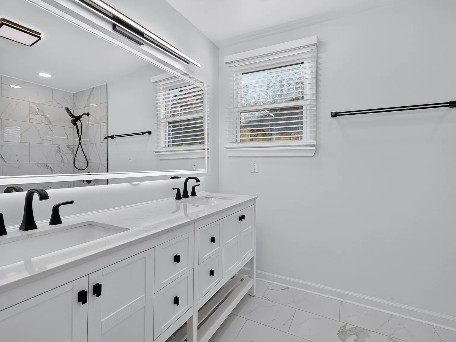 3 bed, 1650 sqft, $2,550 — Photo 3