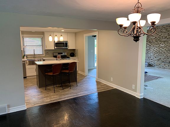 3rd image of 3301 Saddle Dr