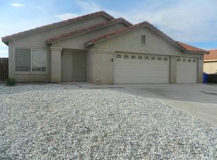 14598 Desert Rose Dr, Adelanto, CA 92301