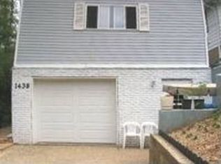 1438 E Lake Ave, Peoria, IL 61614