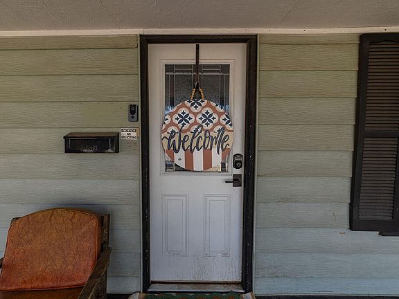 5th image of 1005 N Oakes St