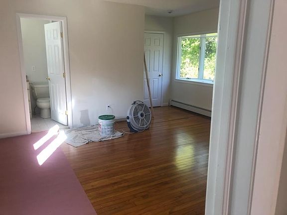 5th image of 10 Arthur Ave