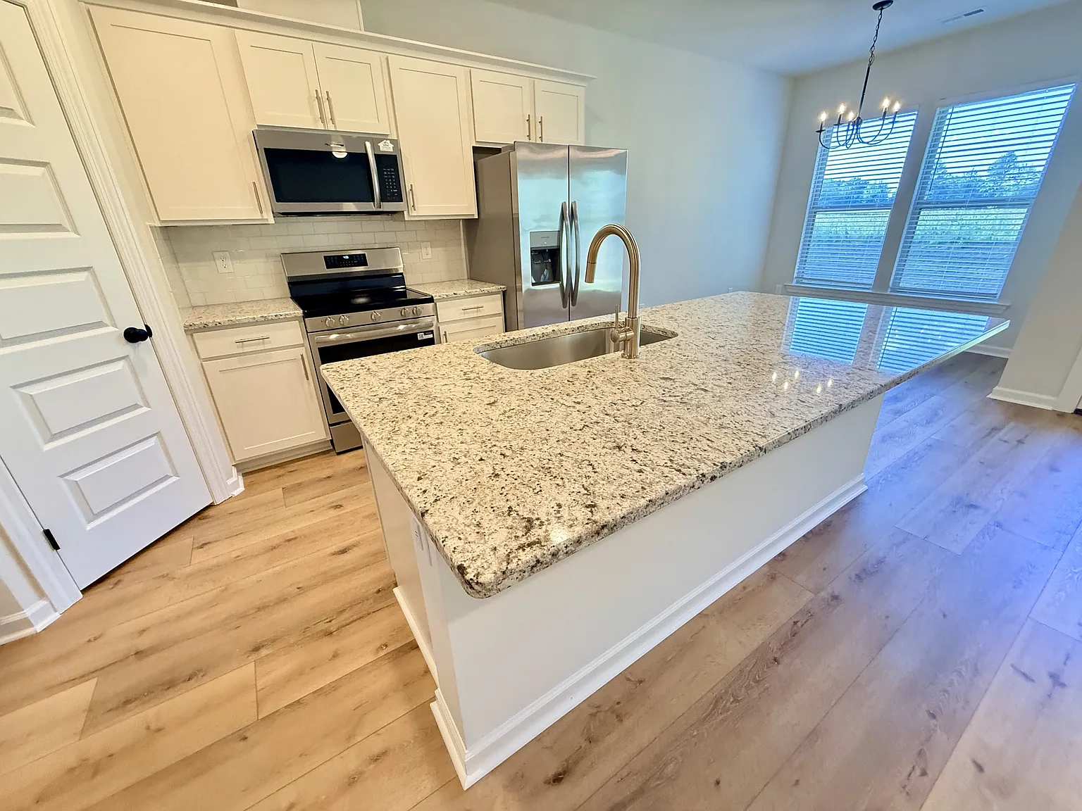 16639 Aspen Lane - 1 — Photo 4