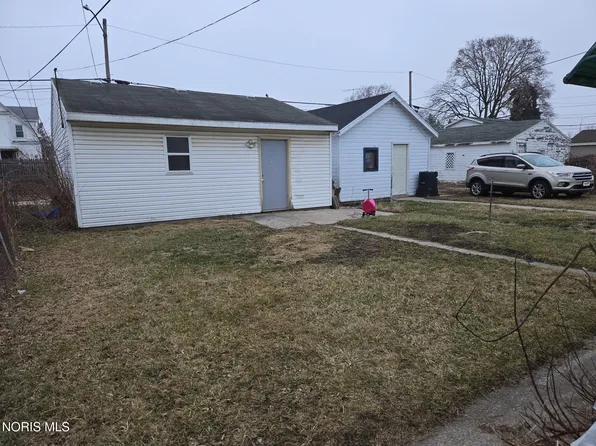 328 White St, Toledo, OH 43605