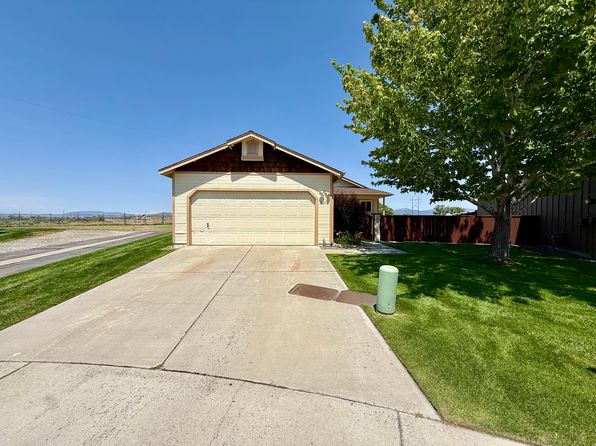 1785 Shamrock Cir