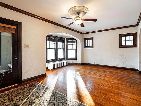 3rd image of 2739 S Quincy Ave #A