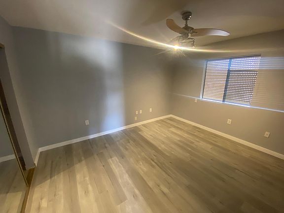 3rd image of 505 Goldhill St #B