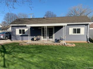 1317 Vineyard Dr, Monroe, MI 48161