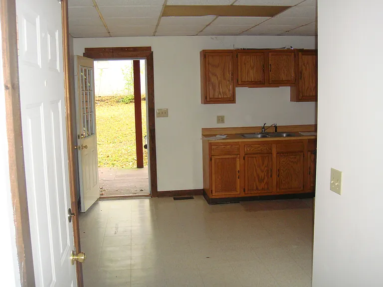282 Jackson St — Photo 14