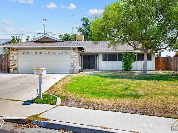 2nd image of 2809 Del Monte Dr