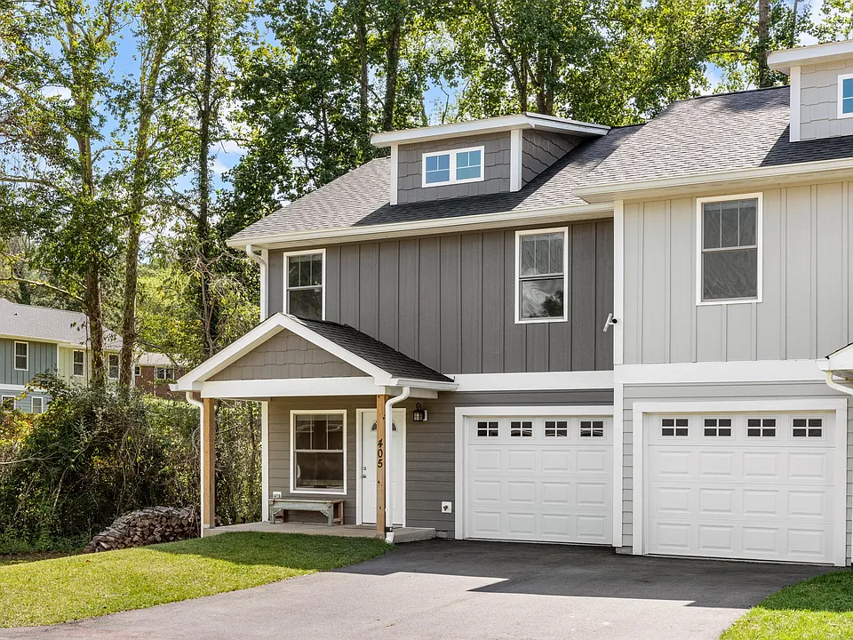 405 Little Sycamore Ln