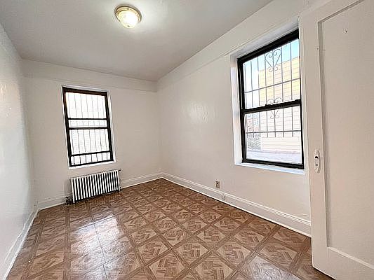 5th image of 2601 Bath Ave APT 2R