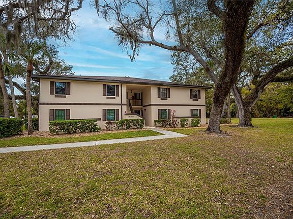 3rd image of 19505 QUESADA AVENUE #H101