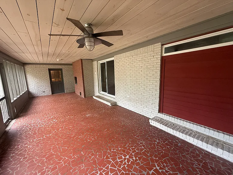 2374 Stafford Dr — Photo 51