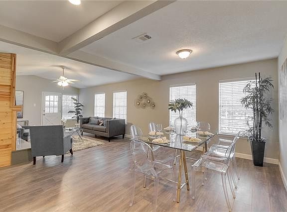 3rd image of 15556 Leavalley Cir