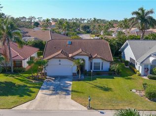485 Countryside Dr, Naples, FL 34104