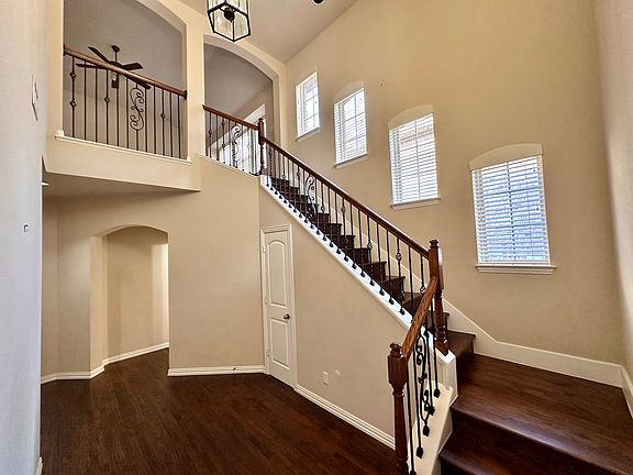 2nd image of 2117 Willard Dr