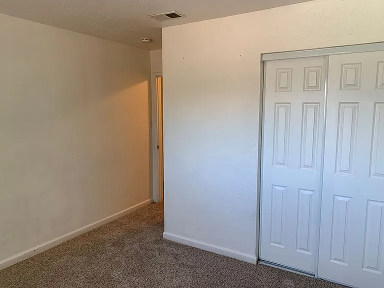 2106 Peppertree Way #3 — Photo 12