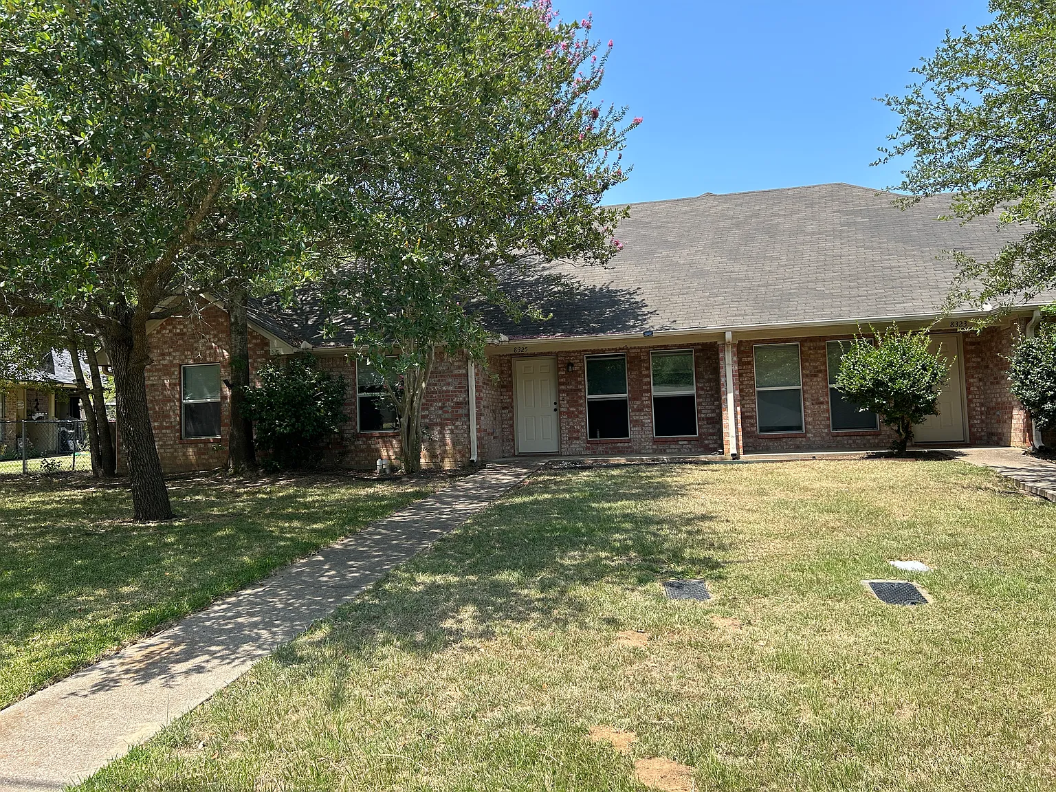 3 bed, 1346 sqft, $1,600 — Photo 1