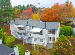 392 Holiday Hills Dr, Martinez, CA 94553