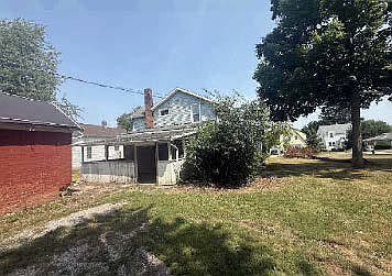 2nd image of 1032 Jefferson Ave
