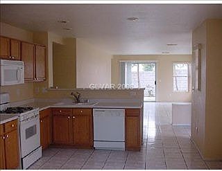 2nd image of 7937 Willow Pines Pl