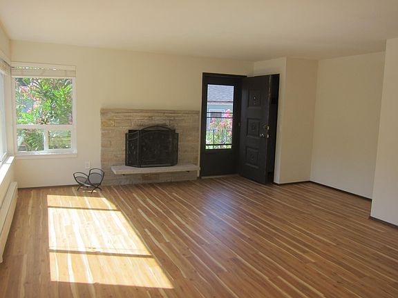 3rd image of 6045 5th Ave NW