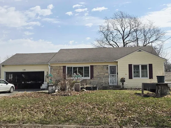 114 Geneva Dr, Oskaloosa, IA 52577