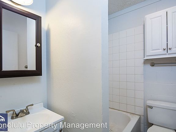 5th image of 3760 Salt Lake Blvd APT A