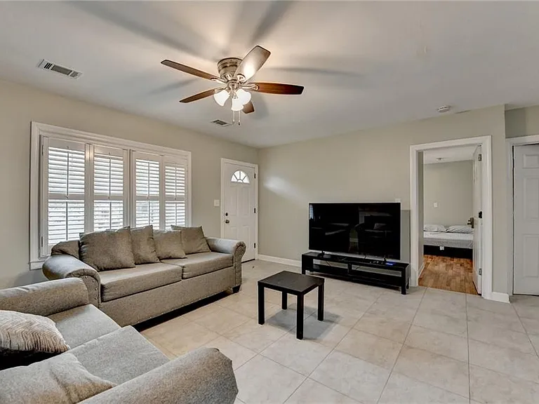 8 Highland Ln — Photo 16