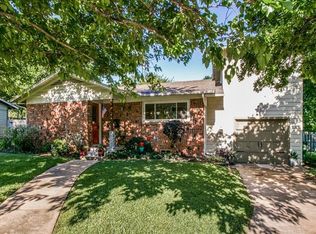 208 Pennie Ct, Arlington, TX 76013