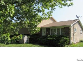 1065 Francis Dr, Knoxville, IL 61448
