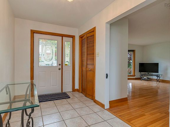 2nd image of 93 Regal Rd