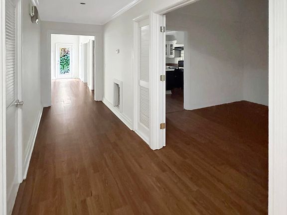 4th image of 74 Robinwood Pl