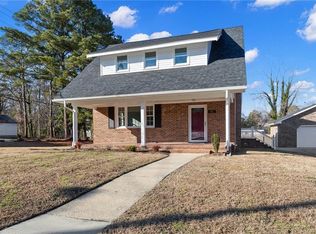 402 Highland Ave, Suffolk, VA 23434