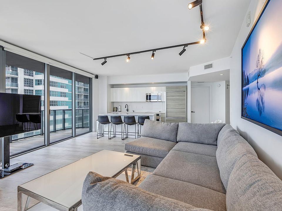 1st image of 101 NE 34th St #2804