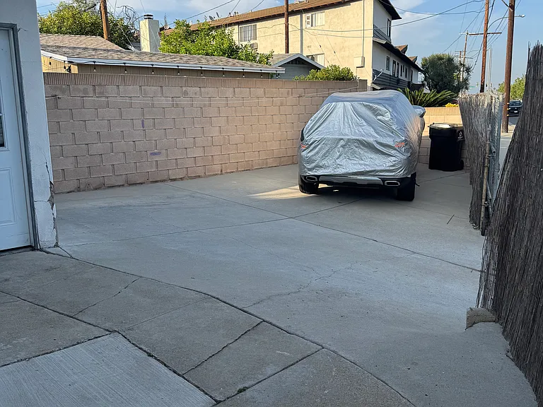 1219 W Mission Rd — Photo 19