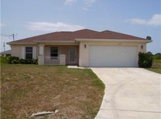 2719 30th St SW, Lehigh Acres, FL 33976