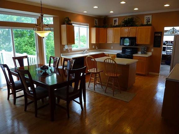 4th image of 9917 N Deep Creek Dr