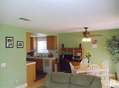 4th image of 1537 Burnside Dr