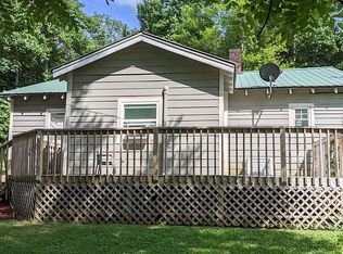 2580 Tusquittee Rd, Hayesville, NC 28904