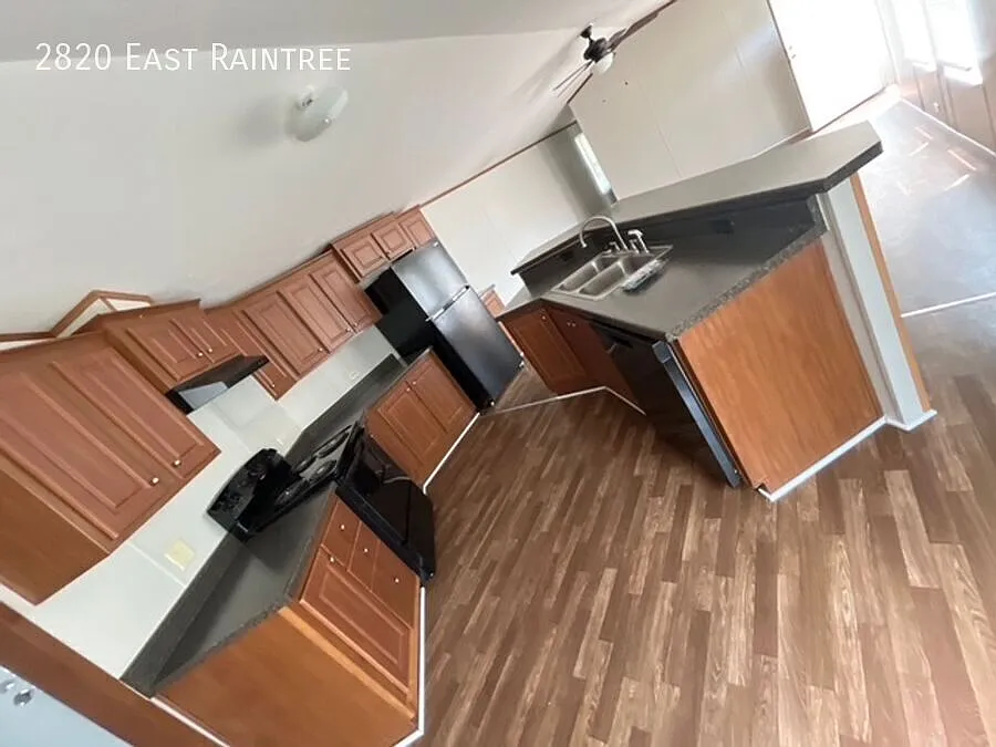 Oakridge is Now Leasing — Photo 3