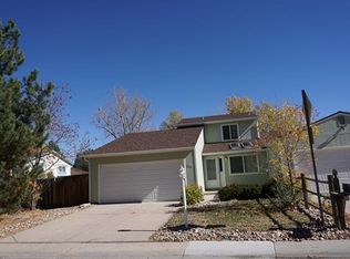916 Oakwood Dr, Castle Rock, CO 80104