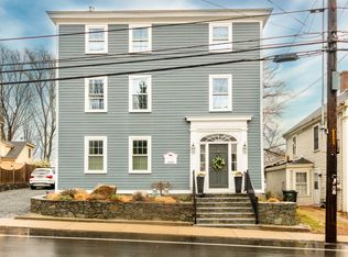 336 Main St #336A, Amesbury, MA 01913