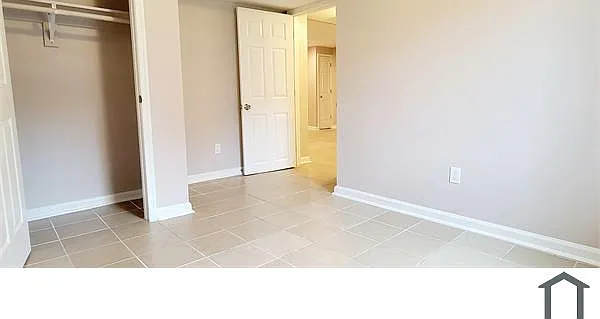 1321 N Woodington Rd #6 — Photo 5