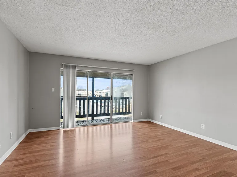 Blossom Wood Apartments — Photo 5