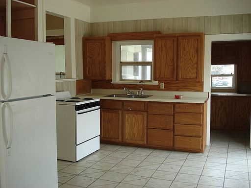 4th image of 268 SE Pitzer St