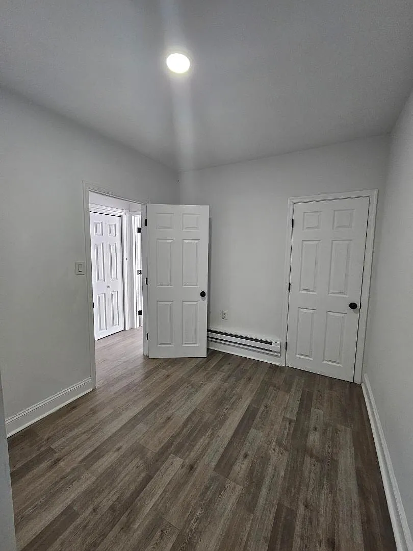 6415 Glenmore Ave - A - 6415 Glenmore Ave - A — Photo 4