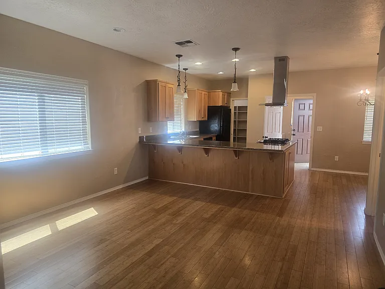 233 Wintersage Cir — Photo 28