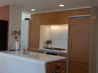 2 River Ter APT 17B, New York, NY 10282